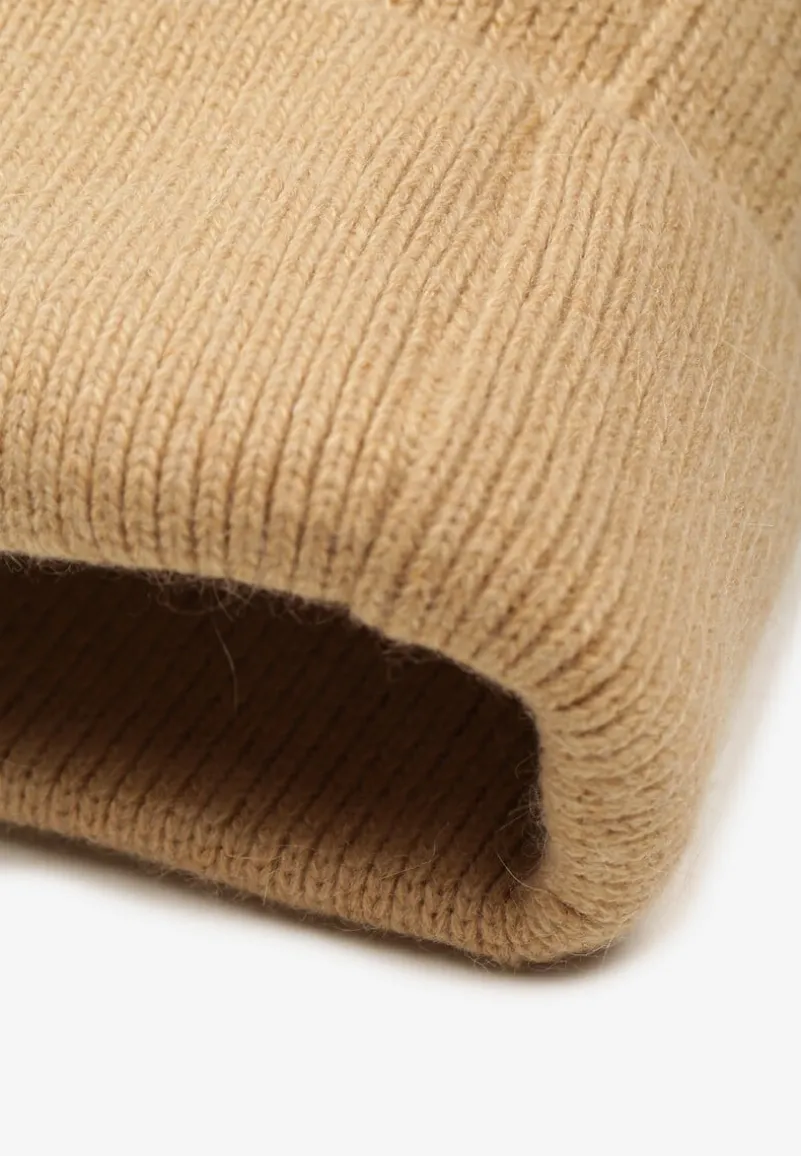 Beżowa Czapka Beanie z Dodatkiem Angory i Metaliczną Aplikacją Delathor