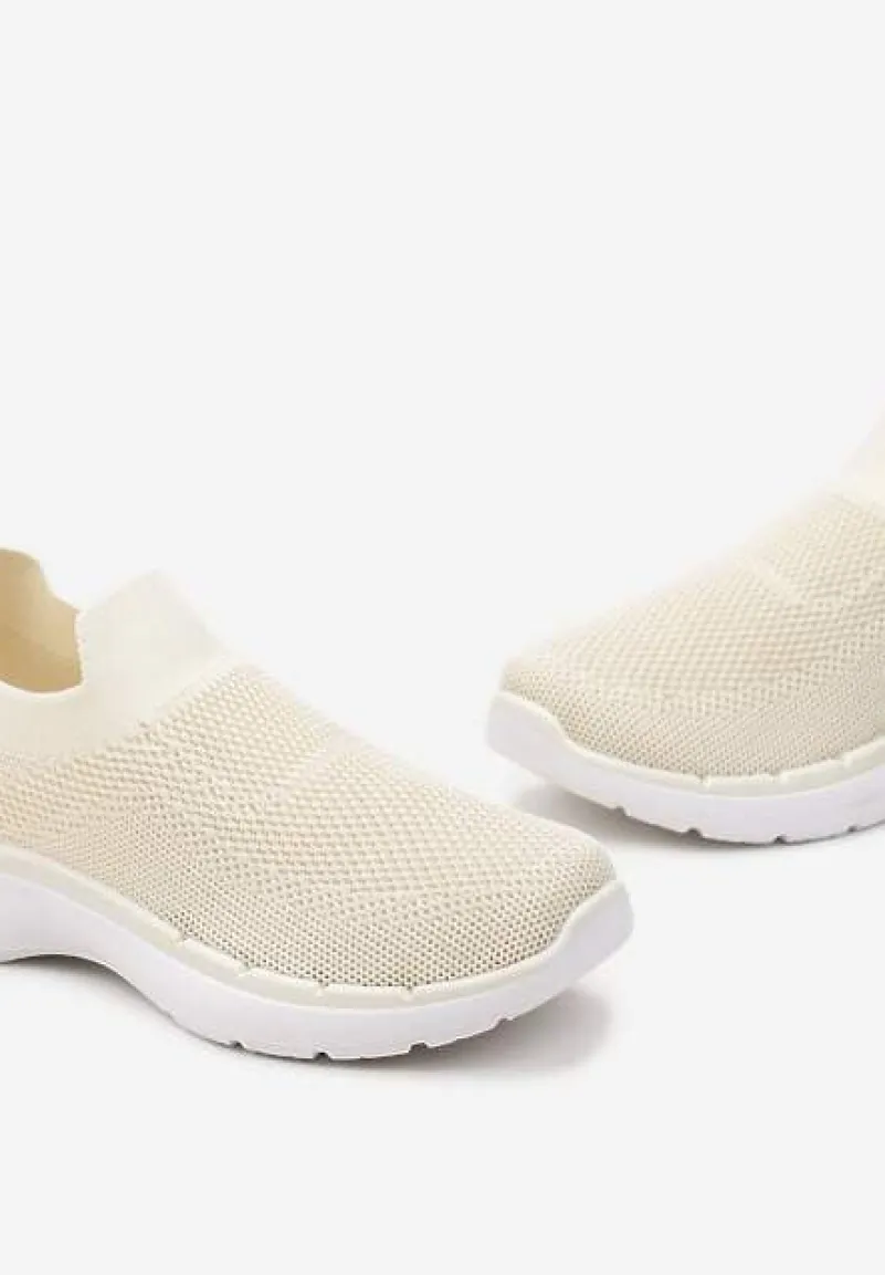 Beżowe Buty Sportowe przed Kostkę z Elastyczną Cholewką Nigeva
