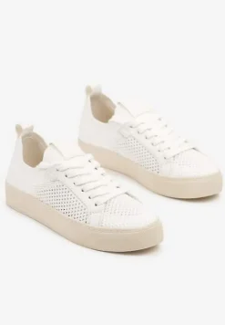 Białe Siateczkowe Sneakersy Ozdobione Metaliczną Nicią Nimiarene