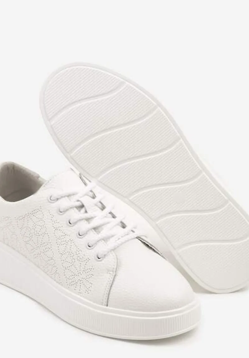 Białe Skórzane Sneakersy w Stylu Tenisówek Zdobione Perforacją Korelevia