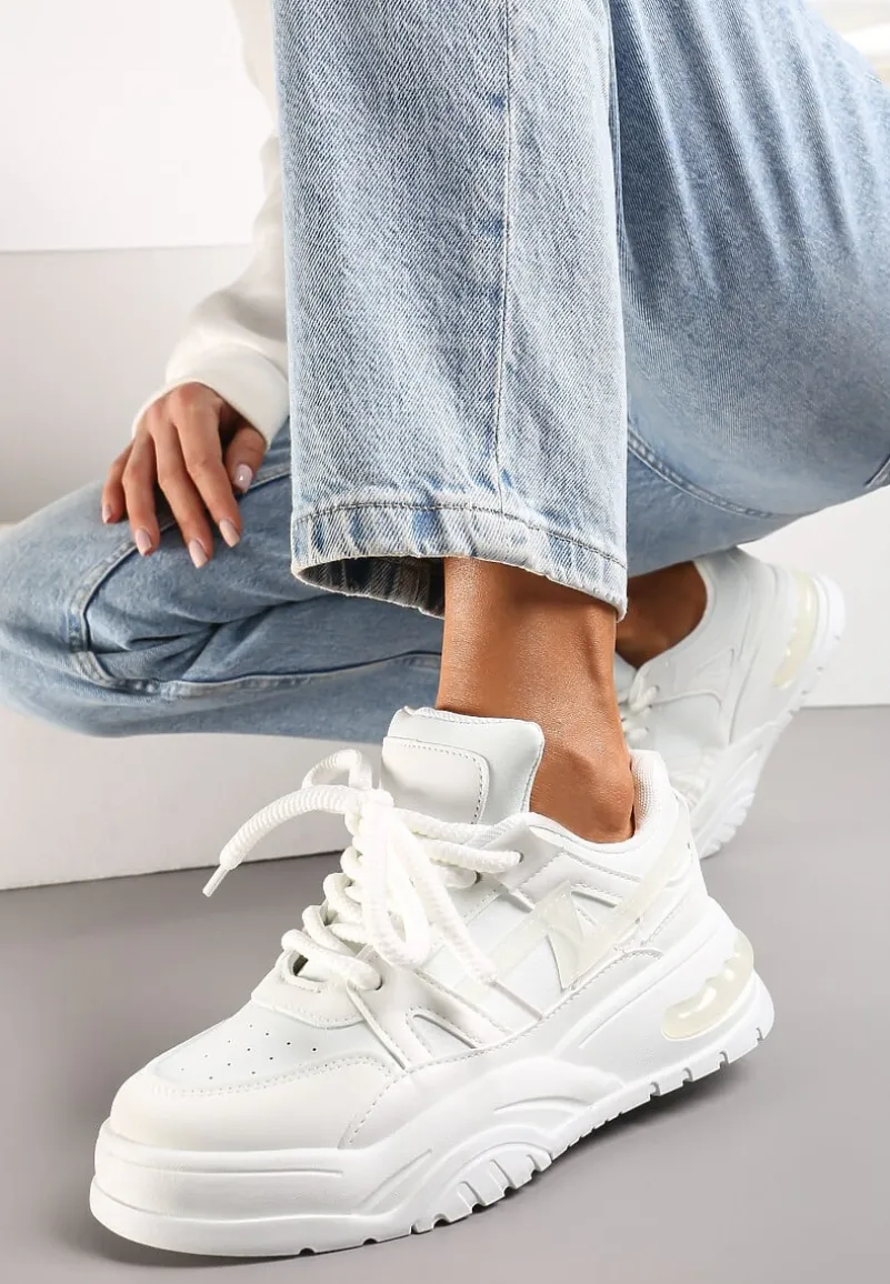 Białe Sneakersy na Grubej Podeszwie z Szerokim Wiązaniem Iniestra