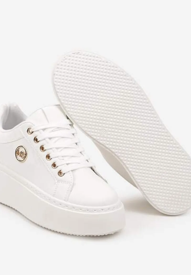 Białe Sneakersy na Jednolitej Platformie z Niewielką Aplikacją Tavea