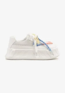Białe Sneakersy na Platformie Ozdobione Koralikami Isivisa