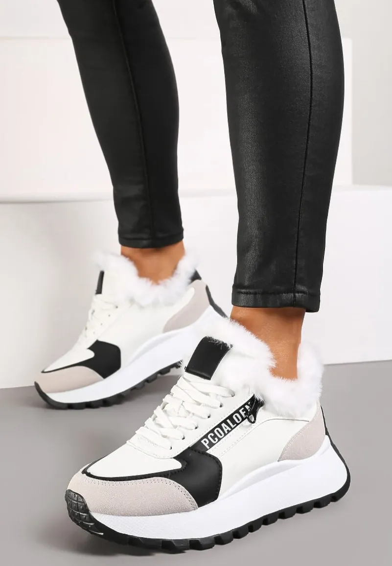Białe Sneakersy na Platformie z Napisem Sznurowaniem i Futerkiem Vazina