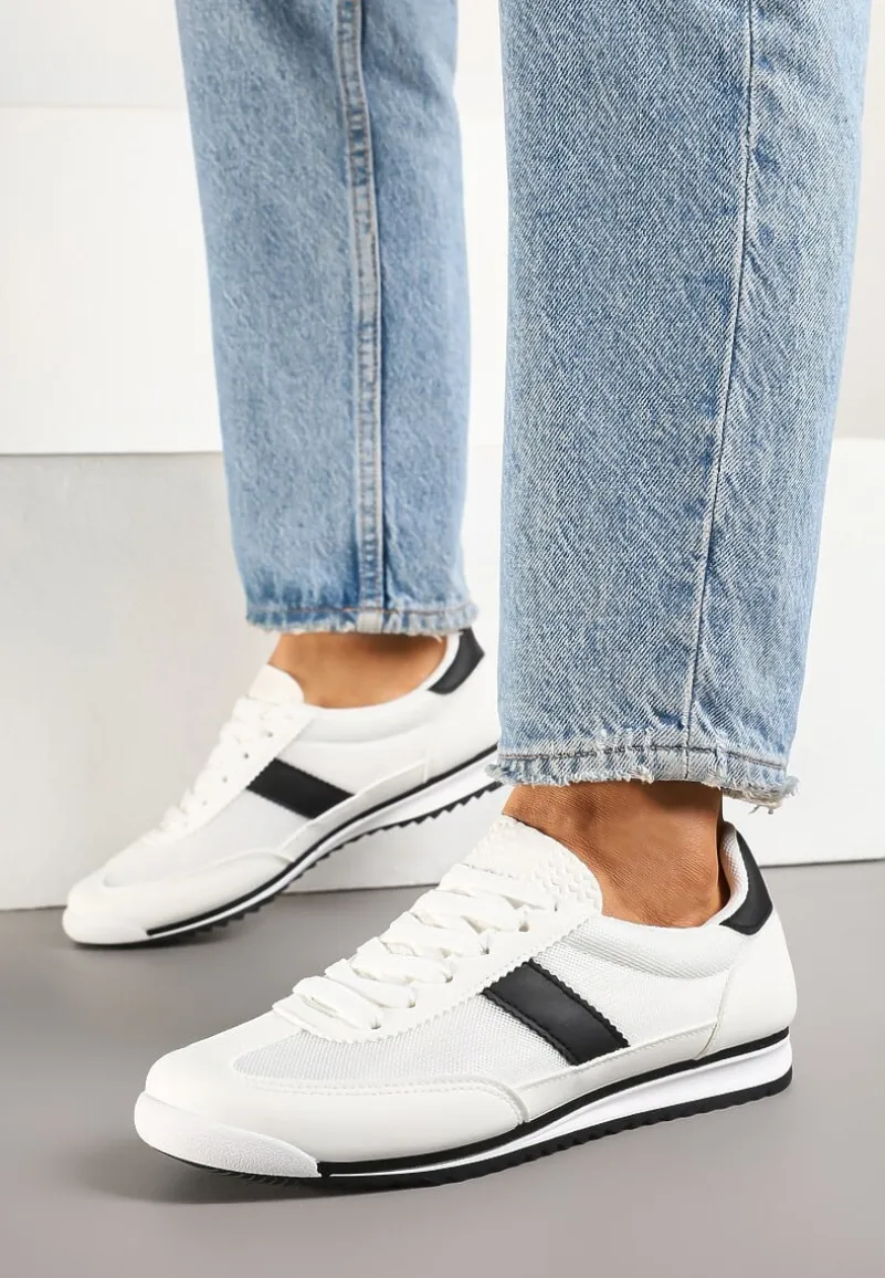 Białe Sneakersy Ozdobione Paskiem Cleova