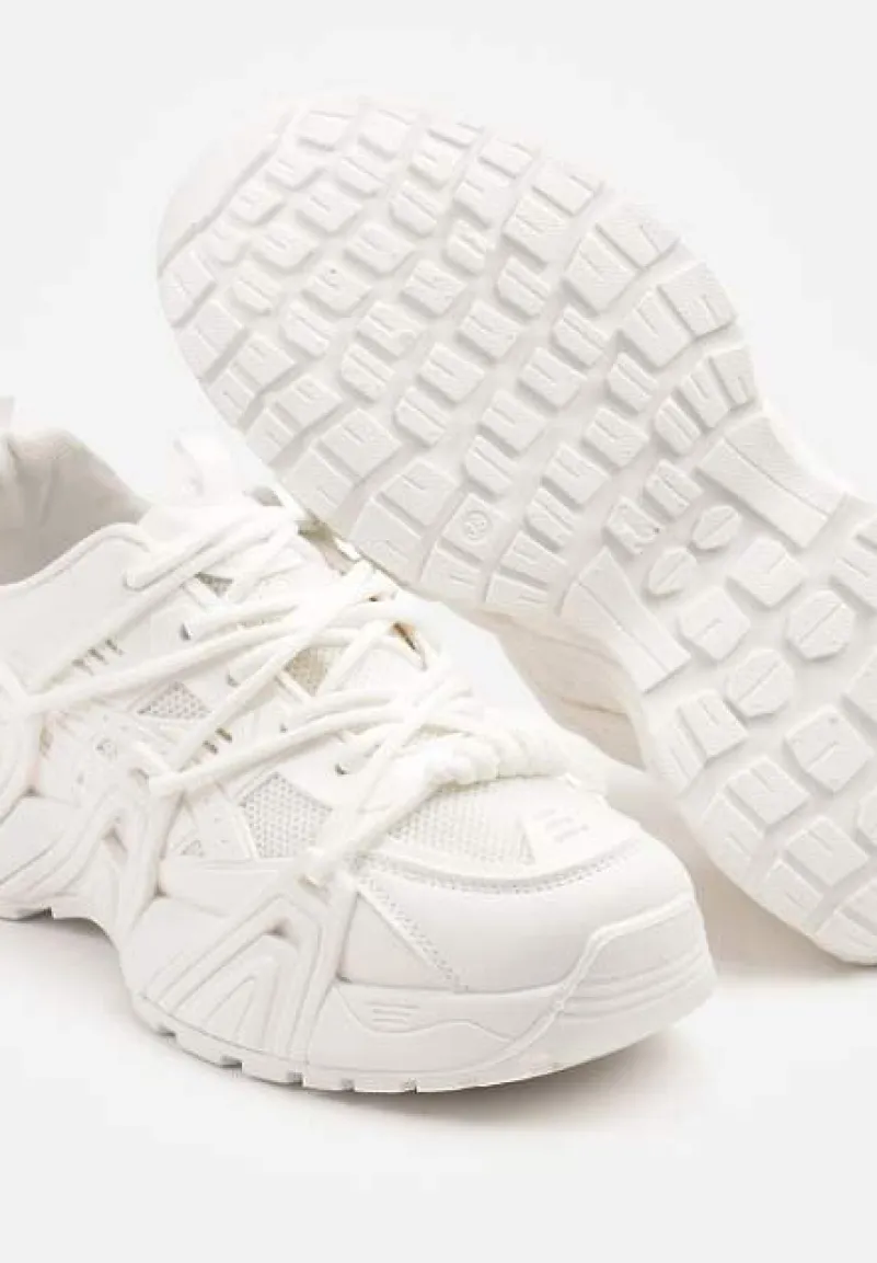 Białe Sneakersy Ozdobione Tłoczonym Wzorem Sanalitia