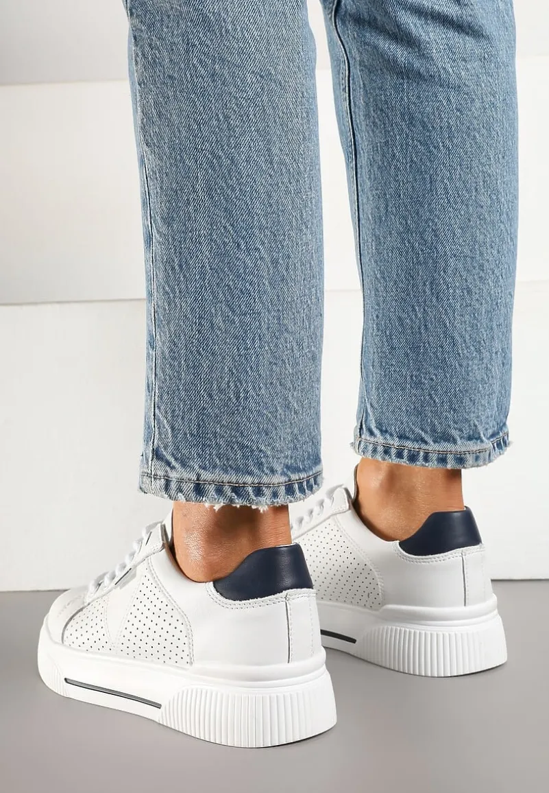 Białe Sneakersy Typu Tenisówki ze Skóry Naturalnej z Ozdobną Perforacją Vivallie