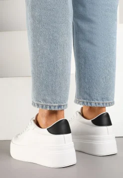 Biało-Czarne Basicowe Sneakersy na Platformie Milio