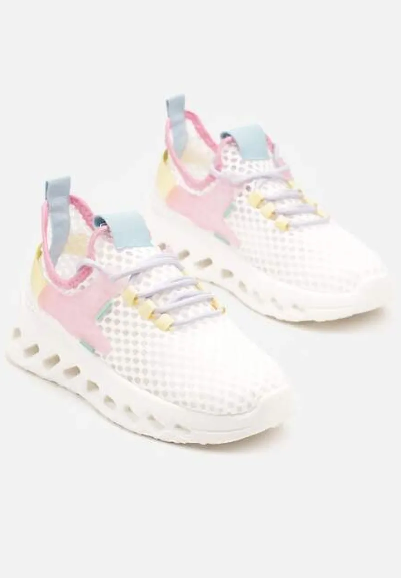 Biało-Różowe Buty Sportowe Sneakersy Siateczkowe na Tłoczonej Platformie Lurilia