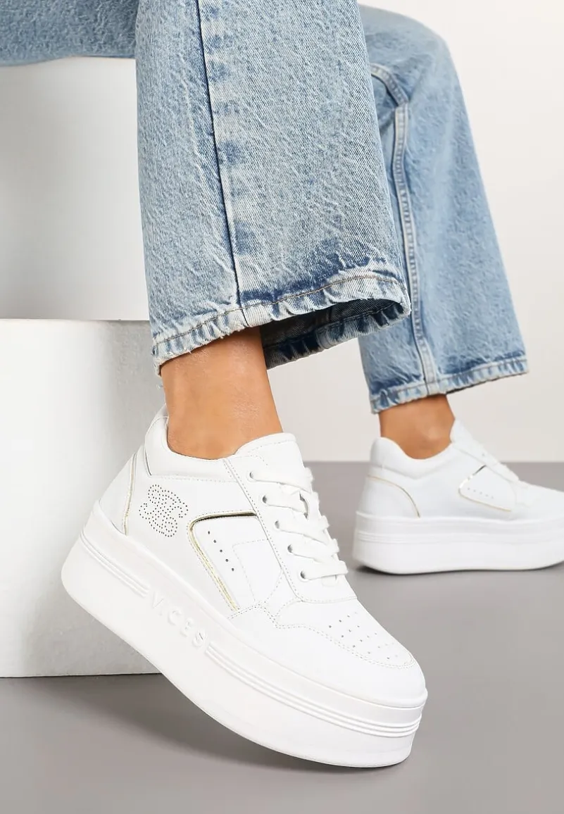Biało-Złote Sneakersy Vices na Platformie Ozdobione Metalicznymi Aplikacjami Nelanil