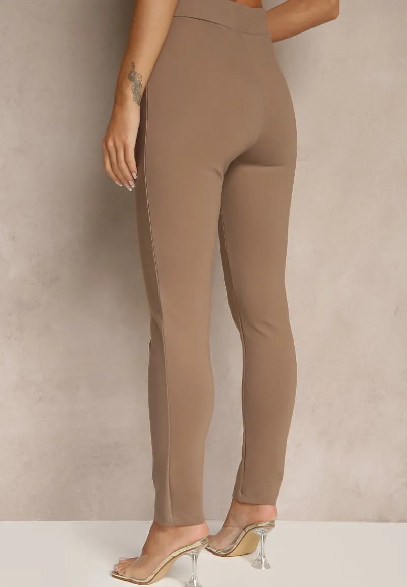 Ciemnobeżowe Legginsy High Waist z Wiskozą z Cyrkoniowym Guzikiem Naliselle