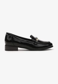 Czarne Lakierowane Mokasyny w Stylu Loafersów z Klamrą i Wkładką ze Skóry Naturalnej Seith