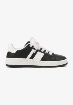 Czarne Płaskie Sneakersy z Paskiem Quinesi