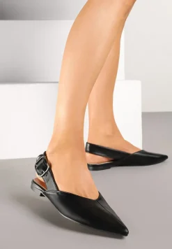 Czarne Sandały Typu Slingback Ozdobione Klamrą Banelias