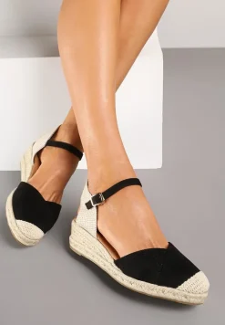 Czarne Sandały Vices na Plecionym Koturnie w Stylu Boho Erathria