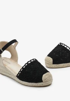 Czarne Sandały w Stylu Espadryli na Koturnie z Plecionką i Ażurowym Noskiem Bellisae