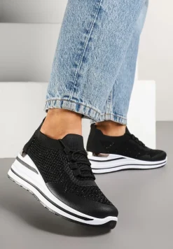 Czarne Sneakersy na Koturnie Ozdobione Metaliczną Aplikacją i Cyrkoniami Fasilna