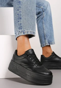 Czarne Sneakersy na Platformie Ozdobionej Tłoczeniem Vaiviera