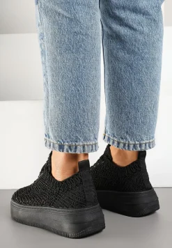 Czarne Sneakersy na Platformie z Ażurowym Wykończeniem Isdisane
