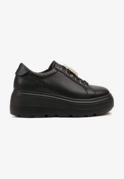 Czarne Sneakersy na Platformie ze Skóry Naturalnej z Metaliczną Aplikacją Falandria