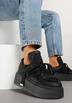 Czarne Sneakersy na Platformie Ozdobione Sznurowaniem Vilvia