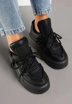 Czarne Sneakersy na Platformie Ozdobione Sznurowaniem Vilvia