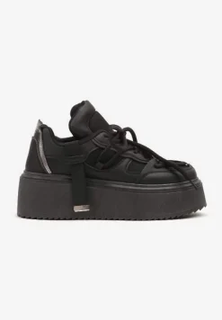 Czarne Sneakersy na Platformie Ozdobione Sznurowaniem Vilvia