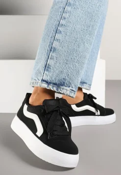 Czarne Sneakersy na Platformie z Geometrycznym Wzorem Kornelna