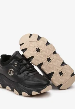 Czarne Sneakersy na Platformie Ozdobione Metaliczną Aplikacją z Ociepleniem Delanirae