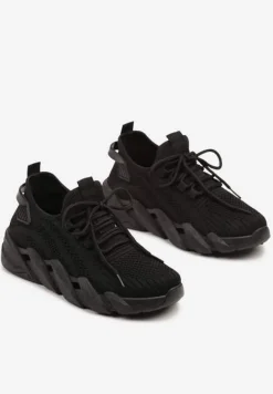 Czarne Sneakersy na Tłoczonej Platformie Tatilora
