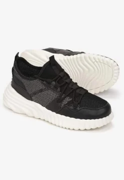 Czarne Sneakersy Sznurowane na Grubej Podeszwie Stephenie