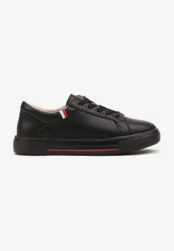 Czarne Sneakersy Tenisówki ze Skóry Naturalnej Zdobione Perforacją Tillirene