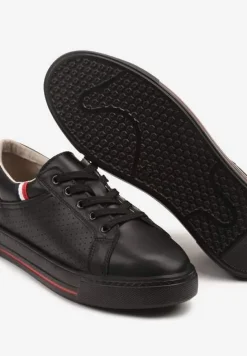 Czarne Sneakersy Tenisówki ze Skóry Naturalnej Zdobione Perforacją Tillirene