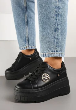 Czarne Sneakersy Vices na Platformie Ozdobione Metaliczną Aplikacją Tatellia