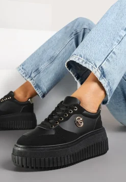 Czarne Sneakersy Vices na Platformie z Tłoczeniem Ozdobione Metaliczną Aplikacją Eriri