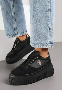 Czarne Sneakersy Vices na Platformie z Tłoczeniem Ozdobione Metaliczną Aplikacją Eriri
