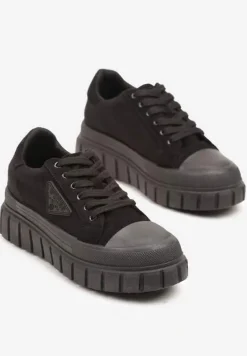 Czarne Sneakersy Vices na Platformie z Ozdobą i Napisem Leawen