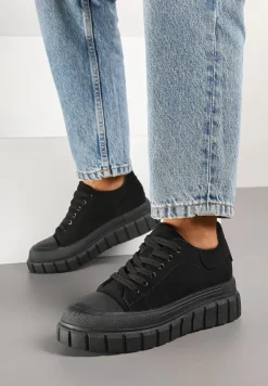 Czarne Sneakersy Vices na Platformie z Tłoczeniem Ozdobione Perforacją Leaniael