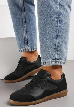 Czarne Sneakersy z Ozdobnymi Przeszyciami przed Kostkę Redala