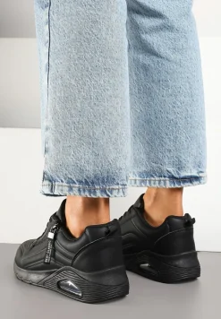 Czarne Sneakersy z Tłoczoną Cholewką i Napisami Tosilea