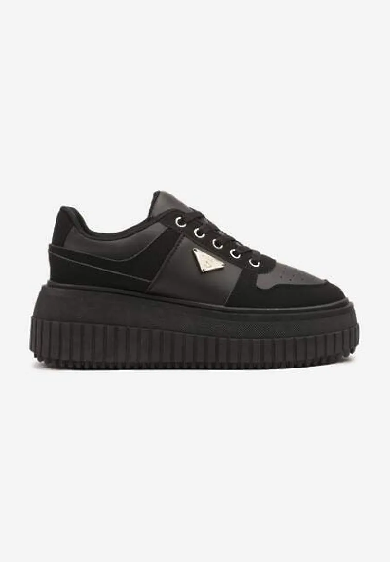 Czarne Sznurowane Sneakersy Vices Tłoczonej Platformie Ozdobione Trójkątem Raviri