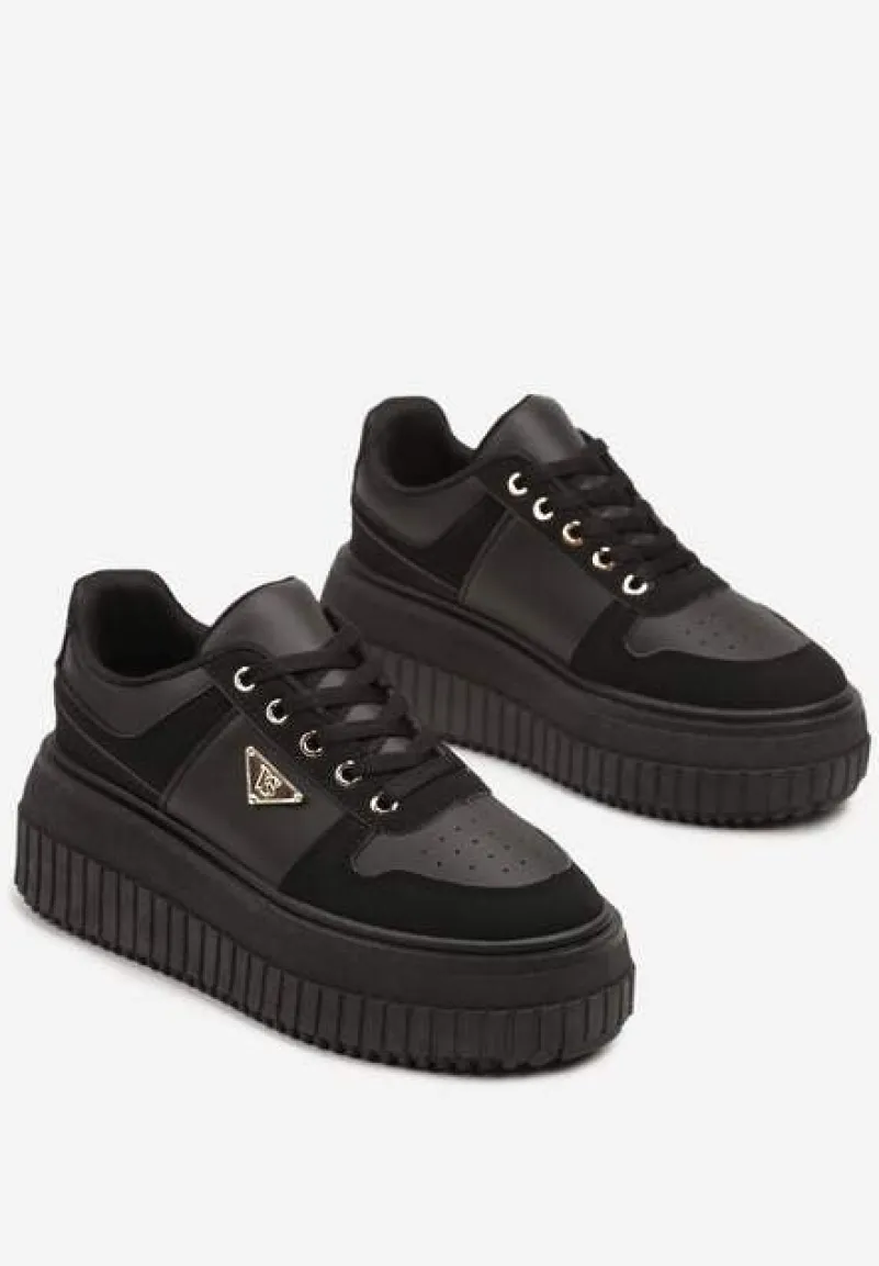 Czarne Sznurowane Sneakersy Vices Tłoczonej Platformie Ozdobione Trójkątem Raviri