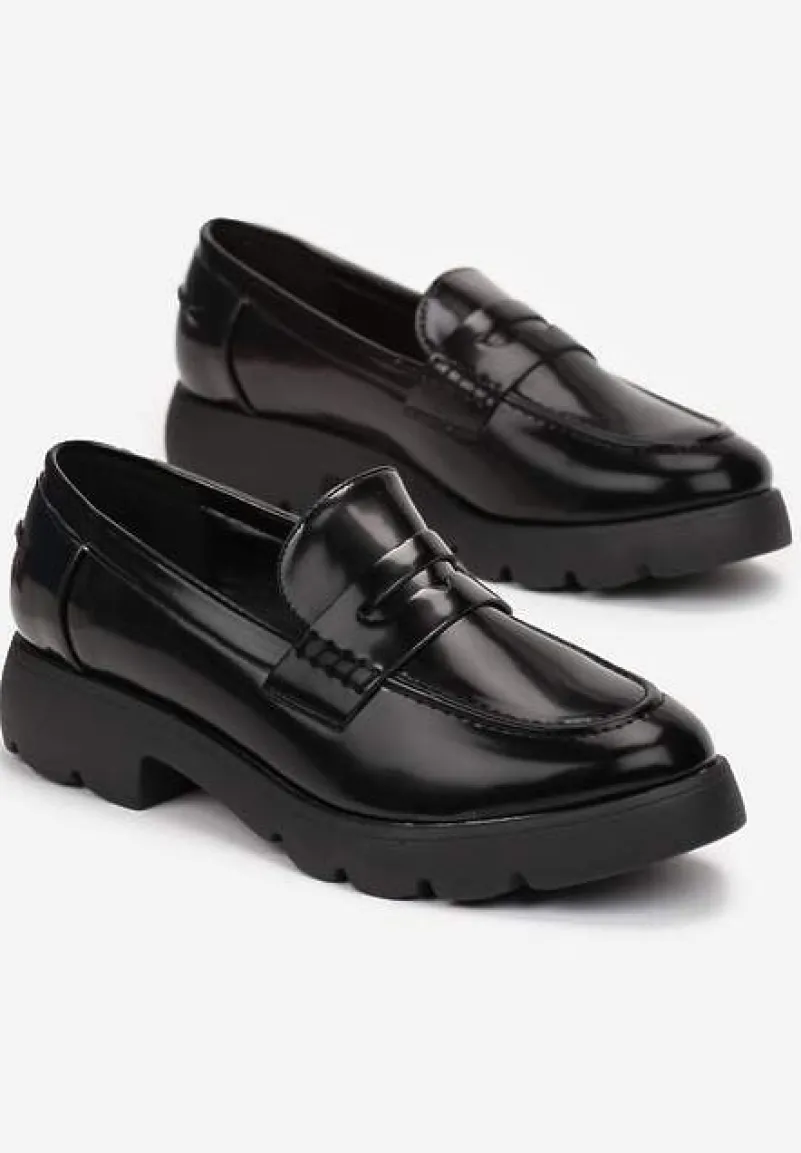 Czarne Wsuwane Mokasyny na Płaskiej Grubej Podeszwie z Imitacji Skóry Nareli
