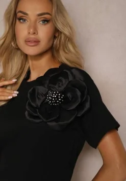 Czarny T-shirt Bluzka z Bawełny z Krótkim Rękawem i Aplikacją Kwiatu Dimasa