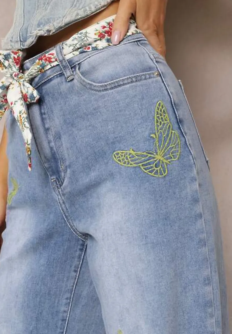 Jasnoniebieskie Bawełniane Jeansy High Waist o Szerokim Kroju z Paskiem i Haftami Kelisaria