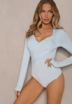 Jasnoniebieskie Eleganckie Body Longsleeve z Ozdobnym Marszczeniem Zimanya