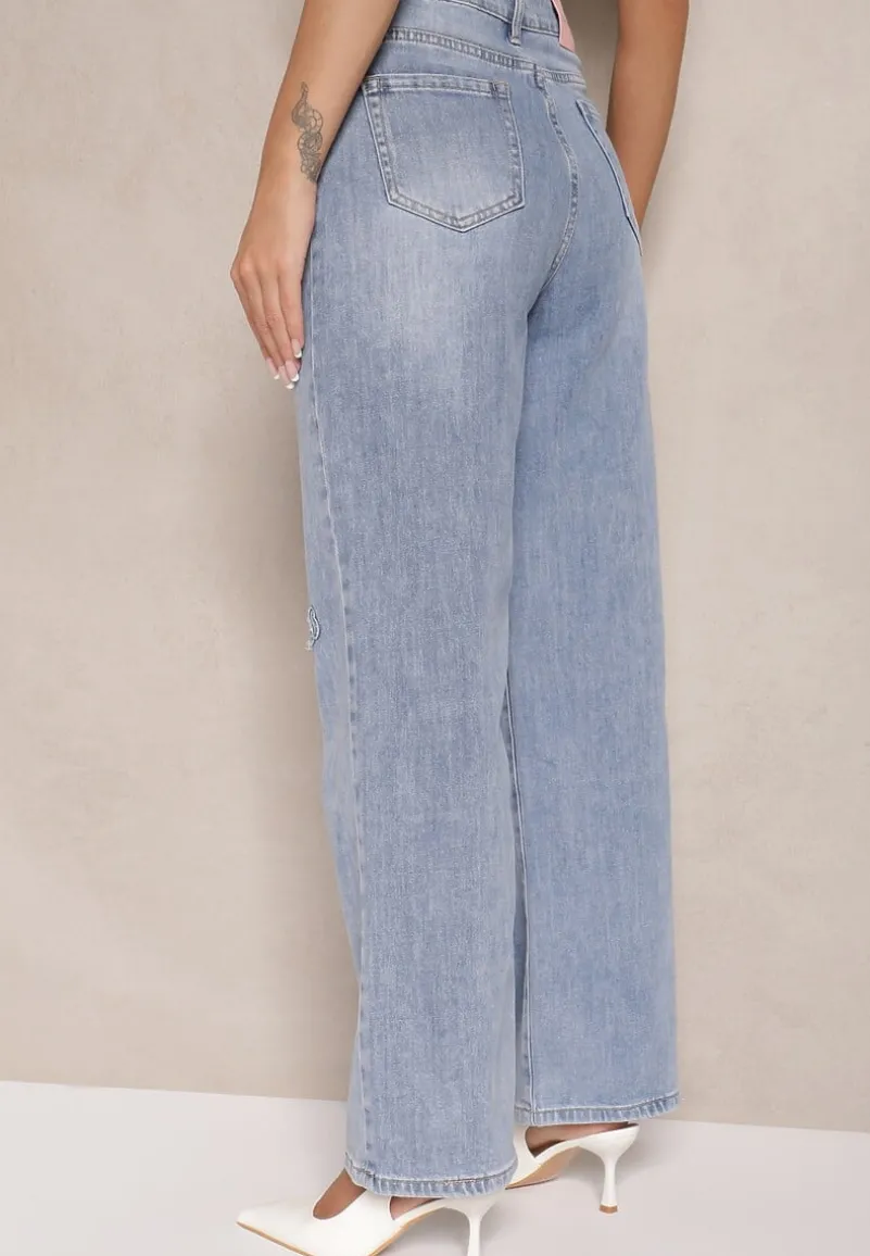 Niebieskie Szerokie Jeansy High Waist z Ozdobnymi Naszywkami Hleffia