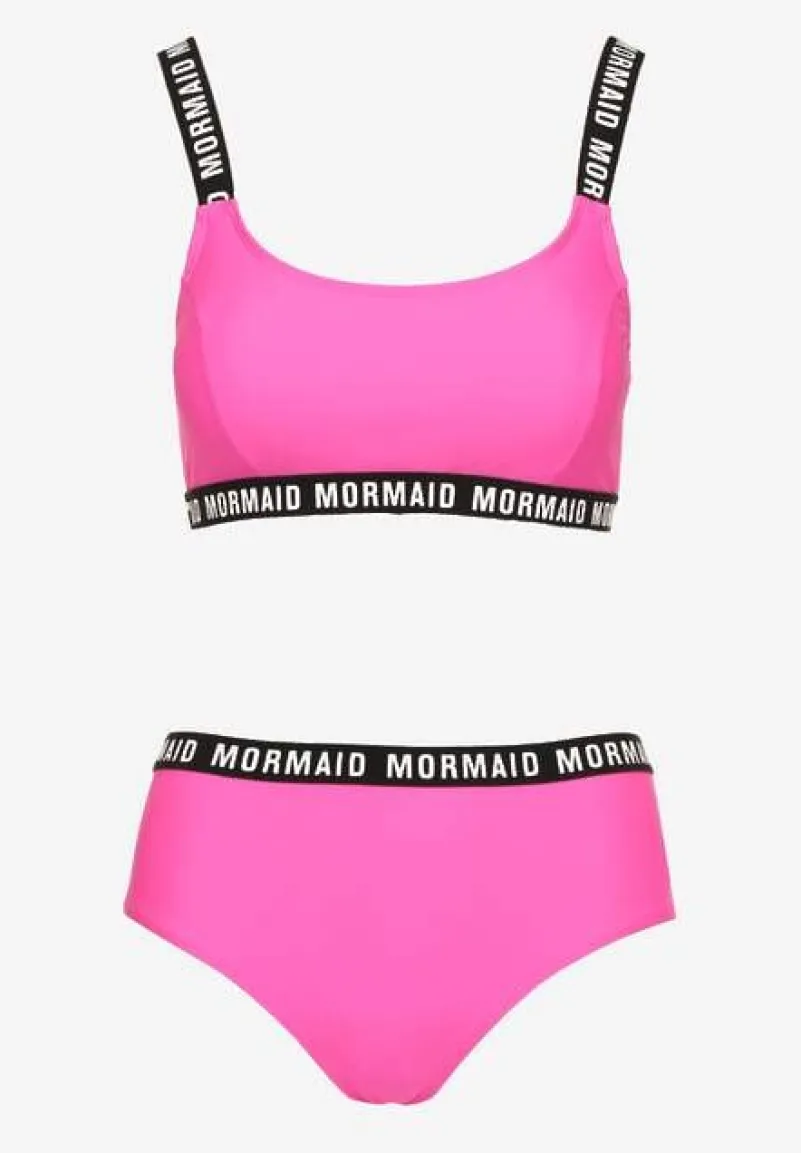 Różowe Bikini Majtki Typu Figi i Sportowa Góra Ozdobione Napisami Nevoneira
