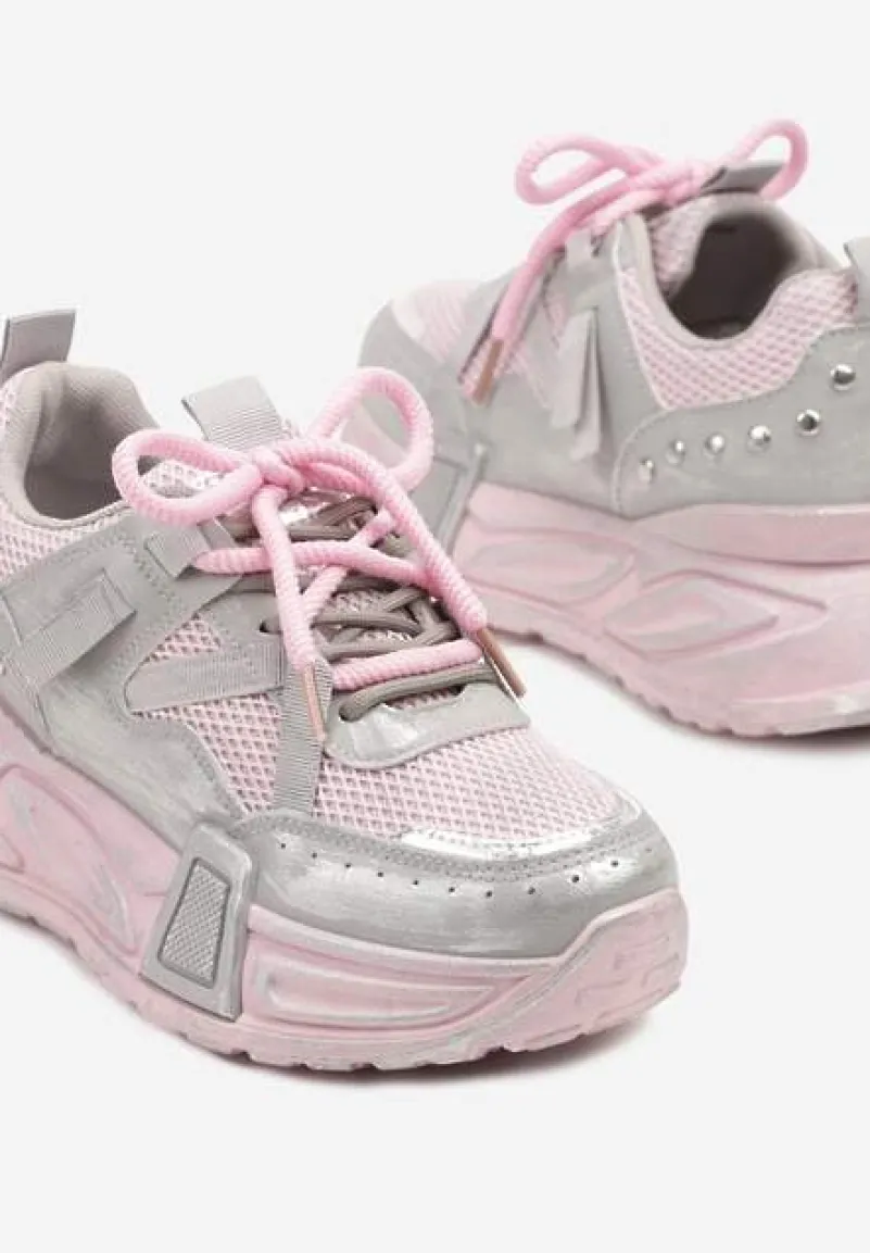 Różowo-Szare Sneakersy na Platformie z Ozdobnym Tłoczeniem Lurine
