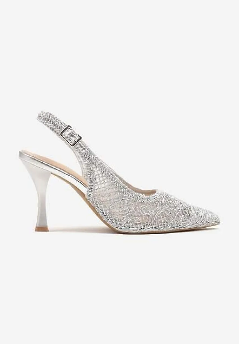 Srebrne Sandały na Szpilce Typu Slingback Ozdobione Siateczką Aranalia